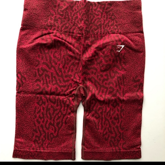 Gymshark L/M Adapt Animal Seamless Cycling Shorts & Crop Tank Top Set - Picture 2 of 4